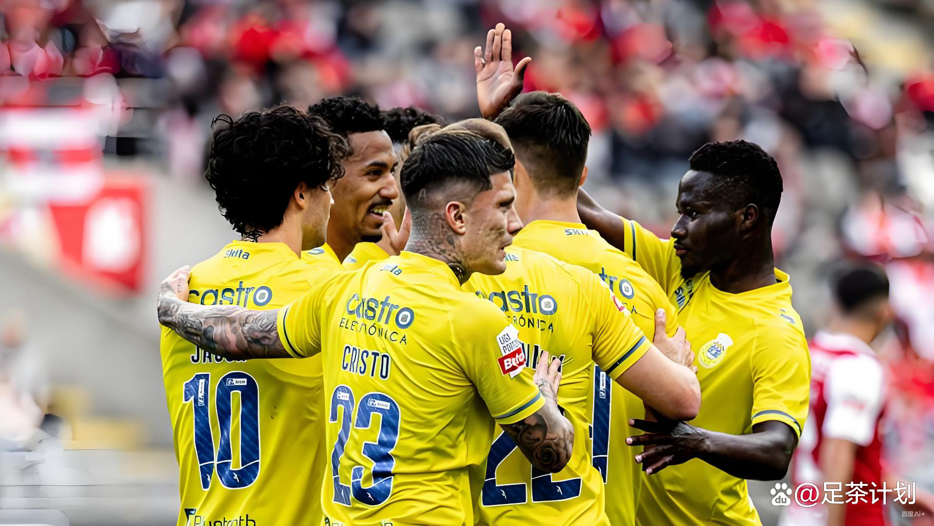 今晚葡超焦点战；武汉三镇迎来里程碑；悬念犹存；纪律约束更严格(武汉三镇队取得主场四连胜)