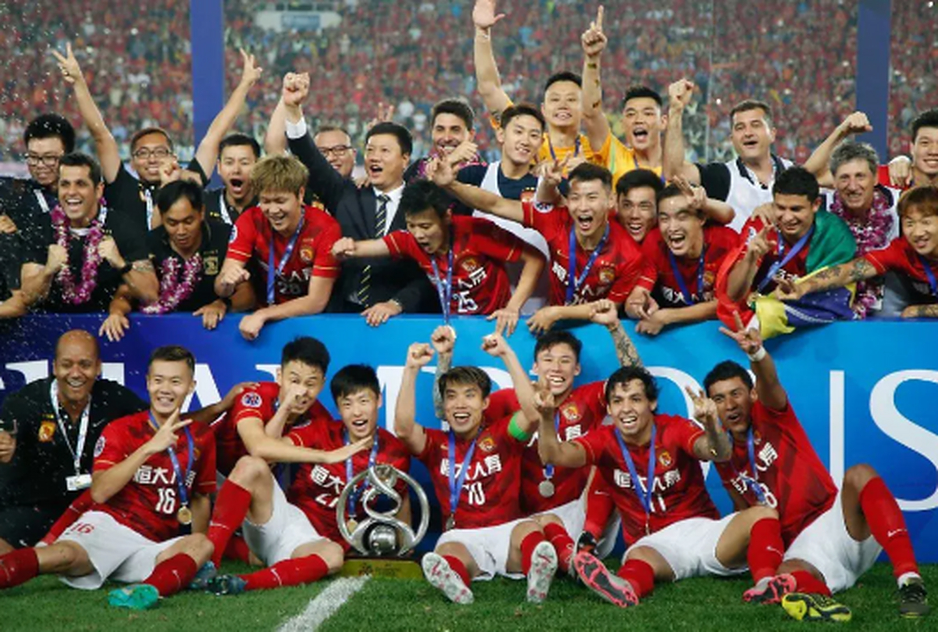 亚冠赛程吃紧，广州队今晨绝杀压哨，目标明确，团队化学反应显著的简单介绍