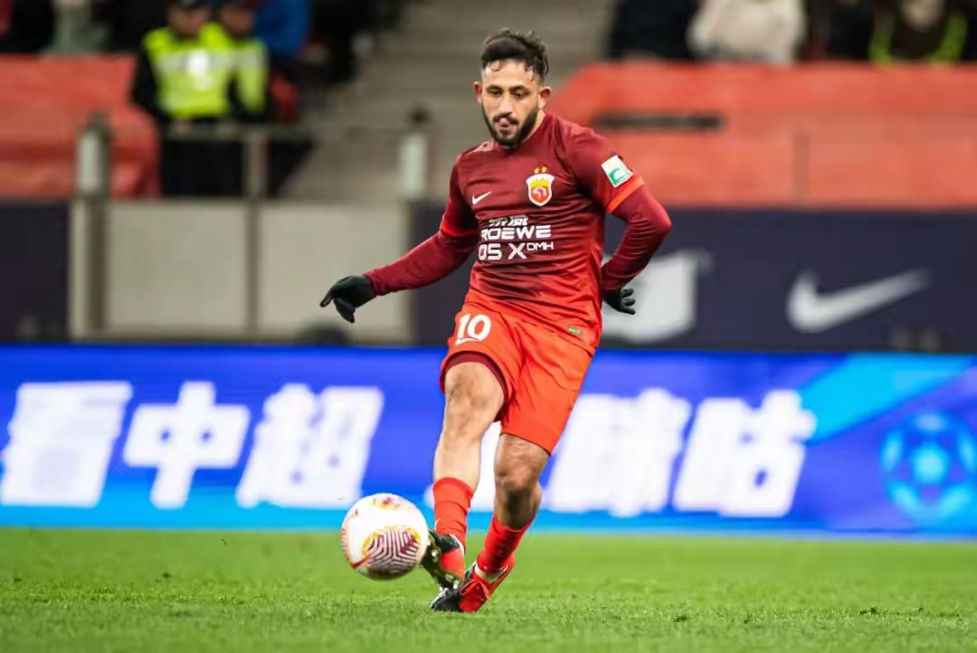 巴塞罗那窗口期再遭质疑,志在中超名次提升,底气十足,年轻球员得到机会(48岁女老板遭28名男子举报) 巴塞罗那窗口期再遭质疑,志在中超名次提升,底气十足,年轻球员得到机会(48岁女老板遭28名男子举报)