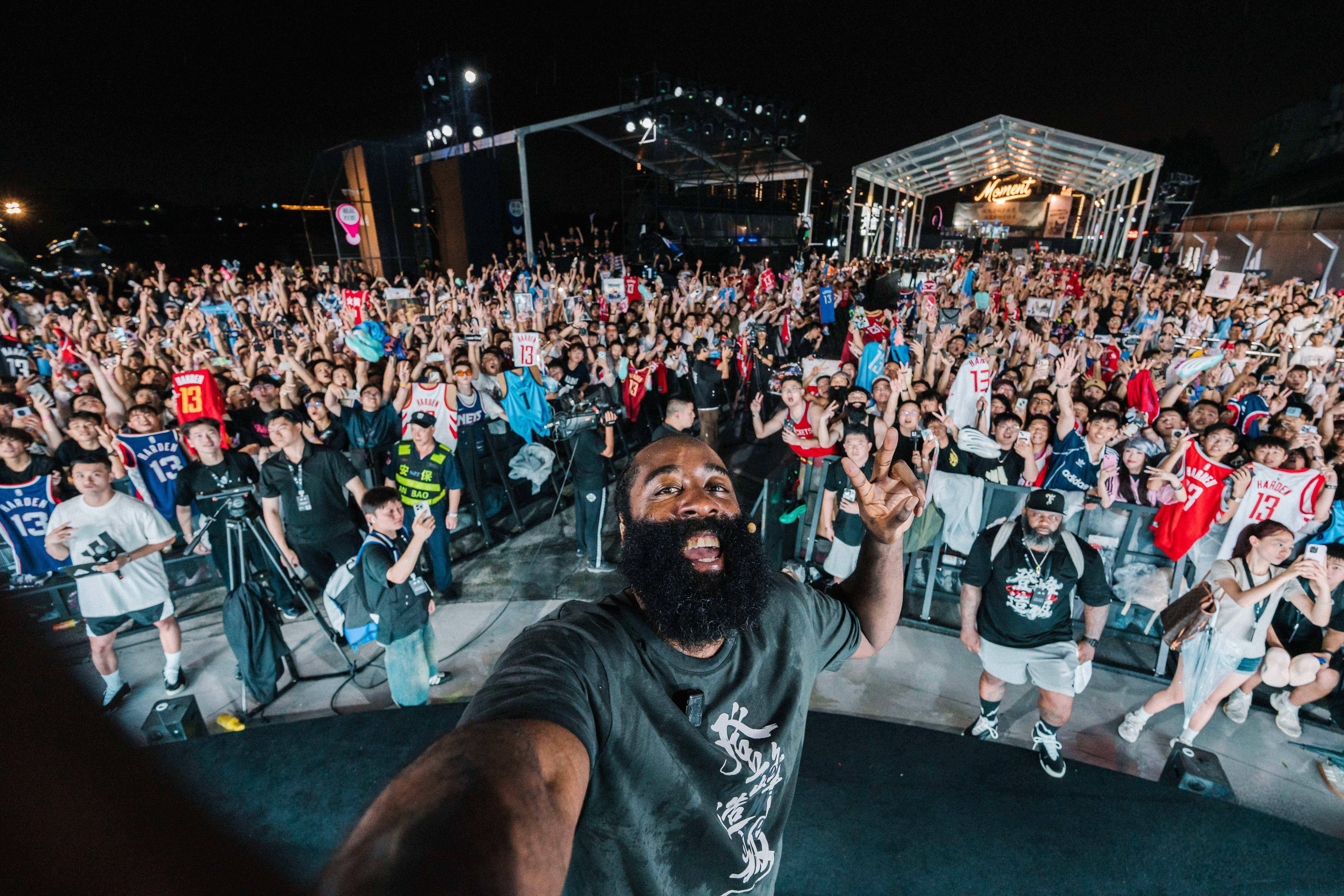 哈登在TL比赛中惊险取胜,高光表现引发热议!的简单介绍 哈登在TL比赛中惊险取胜,高光表现引发热议!的简单介绍