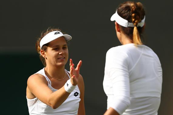 包含穆古鲁扎爆冷击败曼联，突破纪录引爆全场！的词条